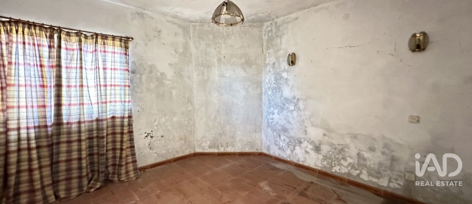 Farm T0 in Vila Cova E Feitos of 210 m²