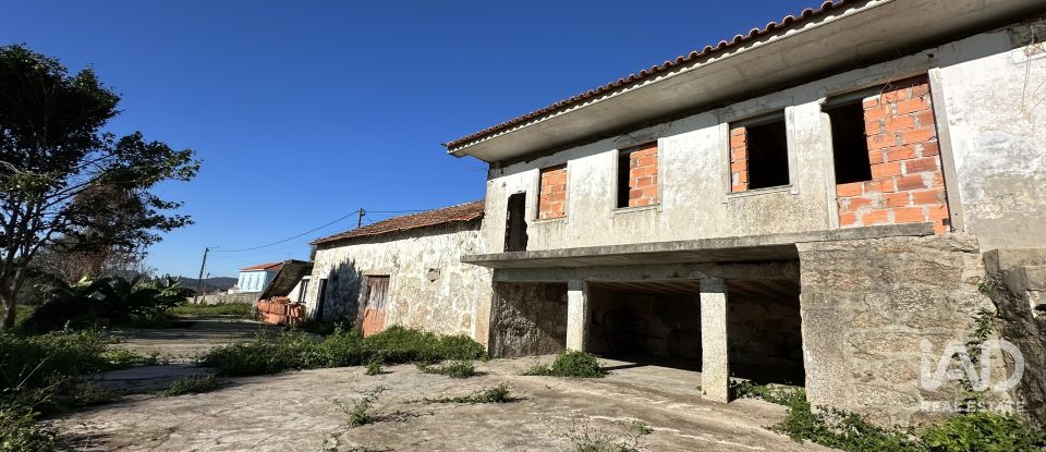 Farm T0 in Vila Cova E Feitos of 210 m²