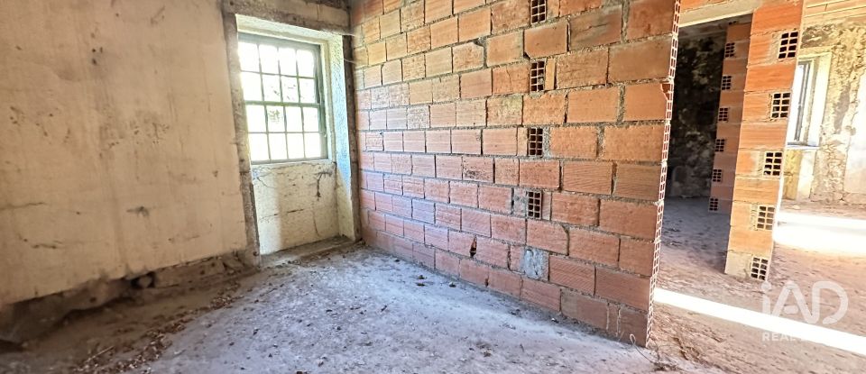 Farm T0 in Vila Cova E Feitos of 210 m²