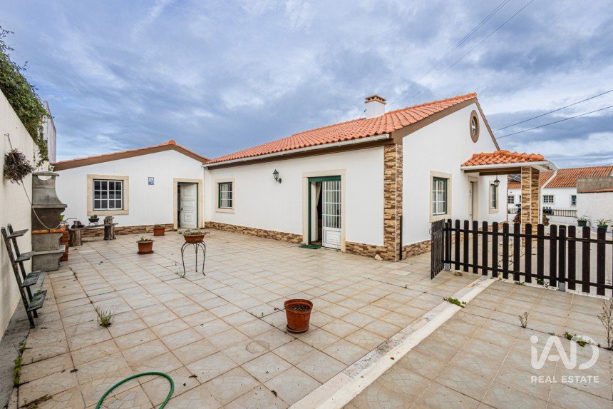 Maison T3 à Nadadouro de 139 m²