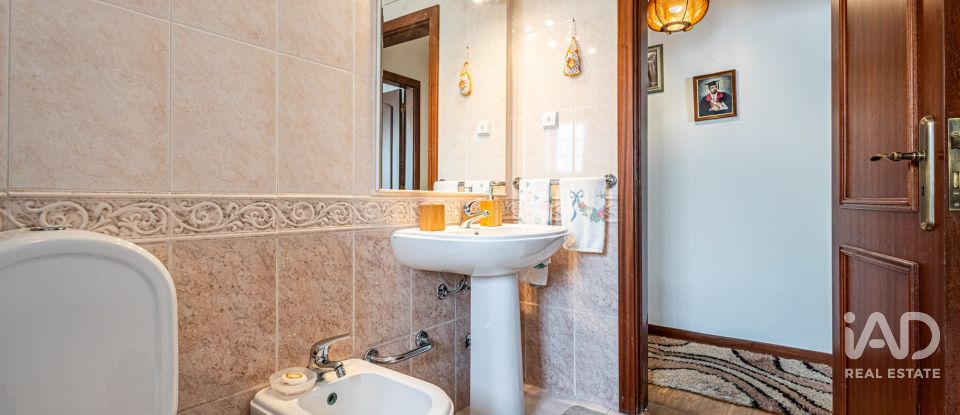 Maison T3 à Nadadouro de 139 m²