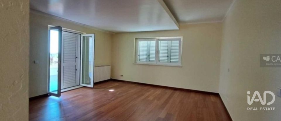 Moradia T6 em Queluz e Belas de 1 163 m²