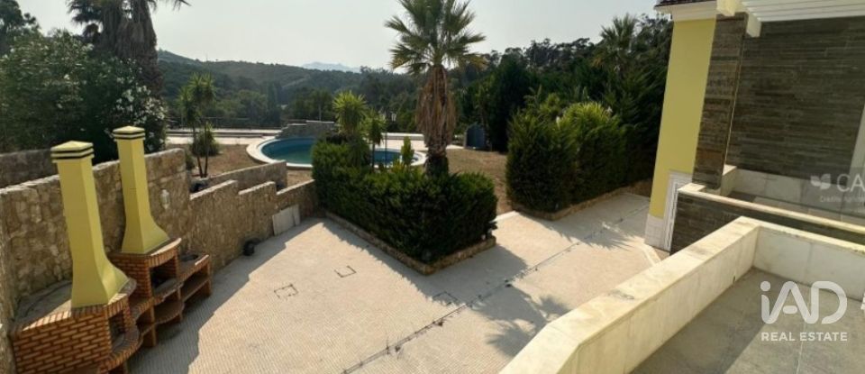 Moradia T6 em Queluz e Belas de 1 163 m²