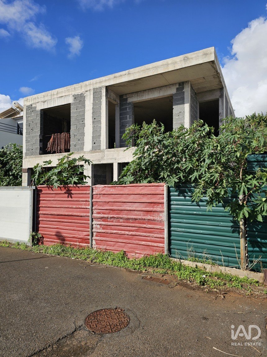 Maison T3 à Água de Pena de 197 m²