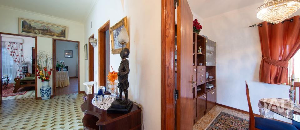 Maison T3 à Semide e Rio Vide de 236 m²