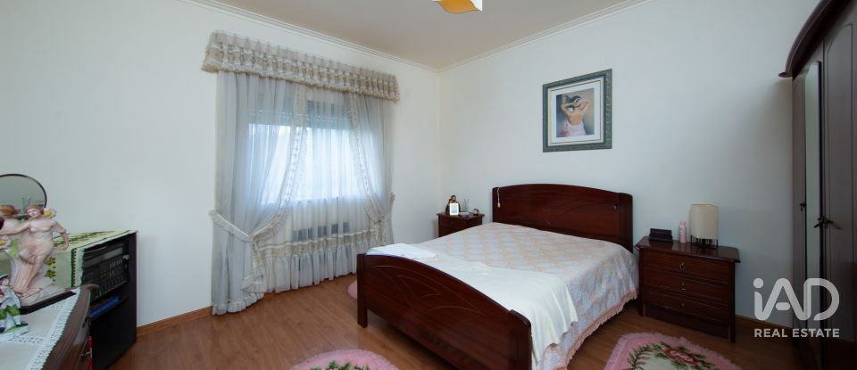 Maison T3 à Semide e Rio Vide de 236 m²