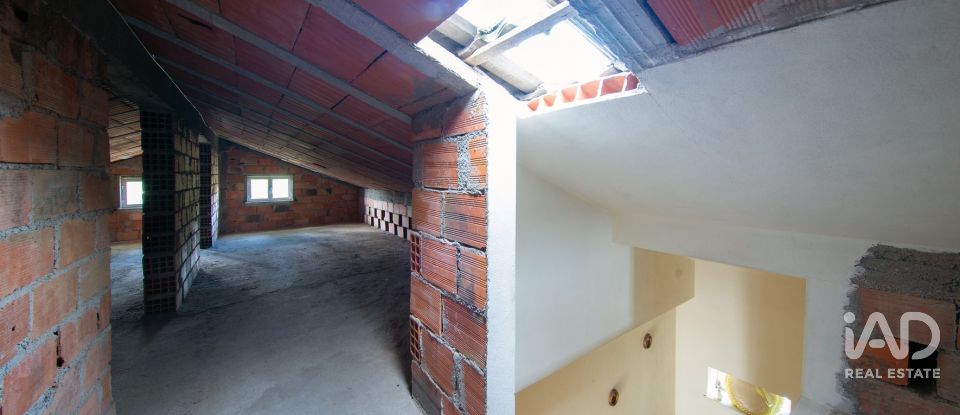 Maison T3 à Semide e Rio Vide de 236 m²