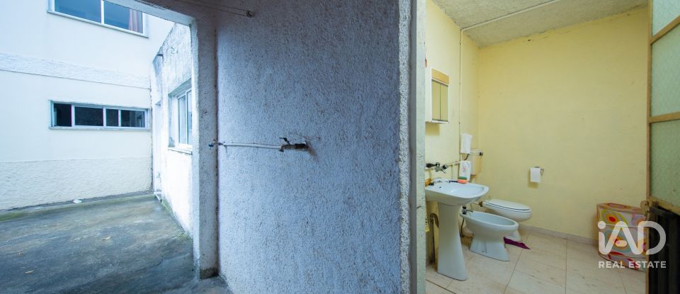 Maison T3 à Semide e Rio Vide de 236 m²