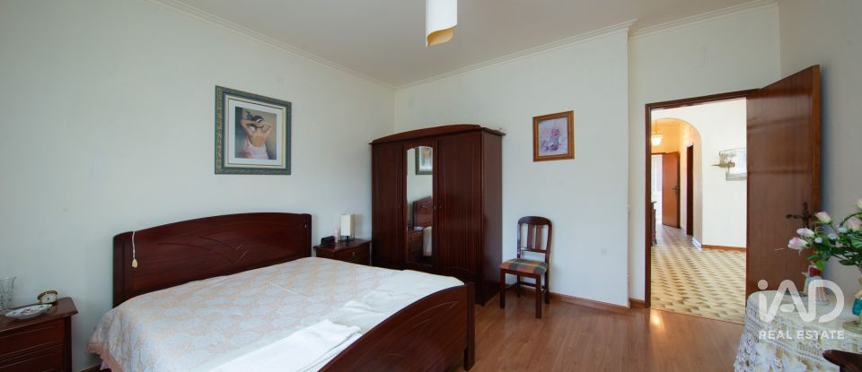 Maison T3 à Semide e Rio Vide de 236 m²