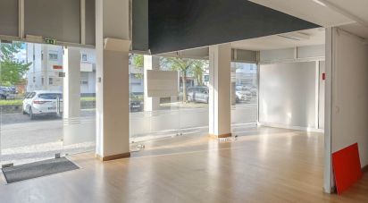 Boutique/Local commercial à Marinha Grande de 45 m²