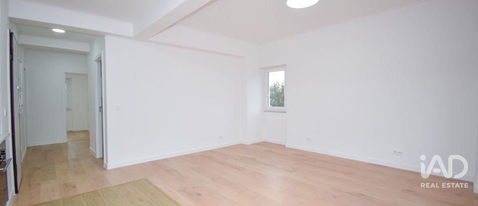 Apartamento T3 em Massamá e Monte Abraão de 75 m²