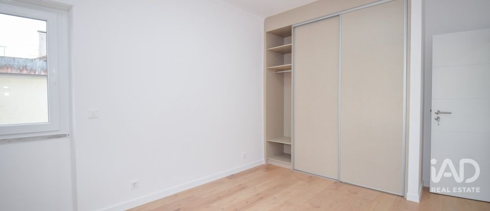 Apartamento T3 em Massamá e Monte Abraão de 75 m²