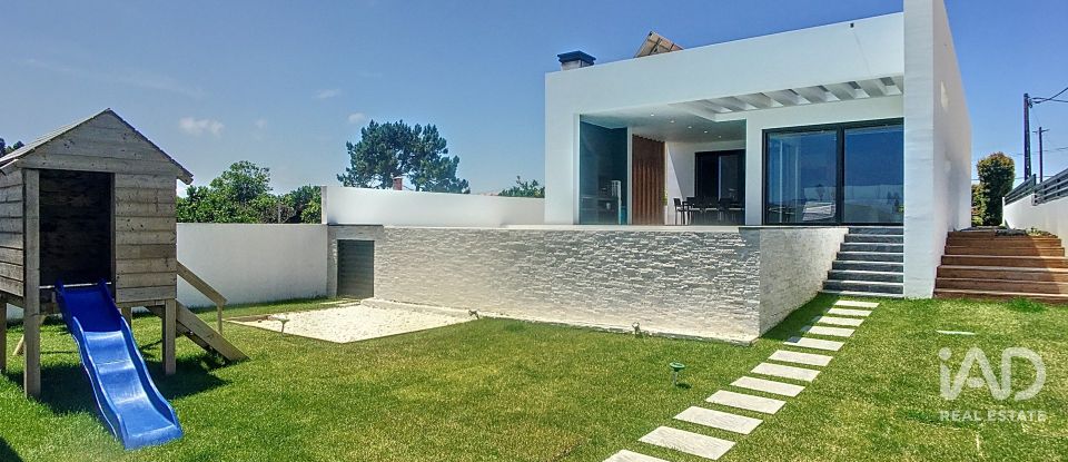 Moradia térrea T4 em Silveira de 250 m²