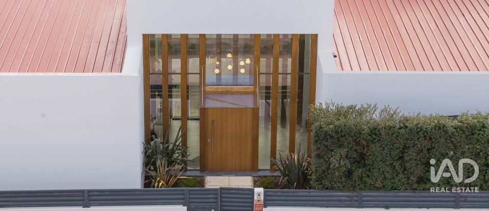 Moradia térrea T4 em Silveira de 250 m²