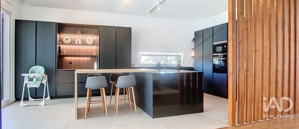 Moradia térrea T4 em Silveira de 250 m²