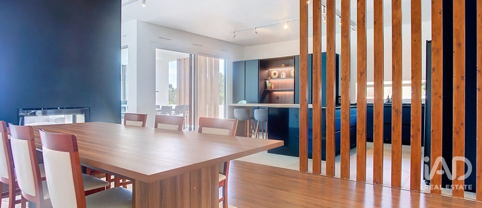 Moradia térrea T4 em Silveira de 250 m²