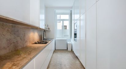 Apartment T4 in Belém of 234 m²