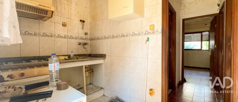 Andar de moradia  T2 em Mafamude e Vilar do Paraíso de 49 m²