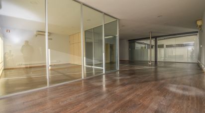 Boutique/Local commercial à Marinha Grande de 135 m²