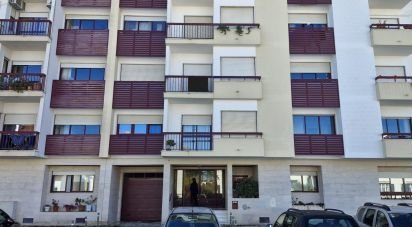 Apartment T3 in Lagos (São Sebastião e Santa Maria) of 97 m²
