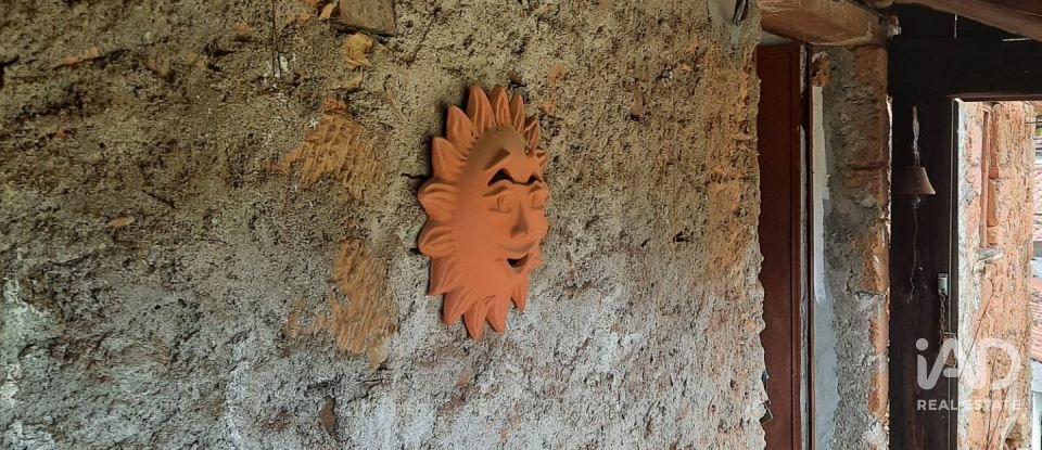 Moradia T2 em Alvares de 86 m²