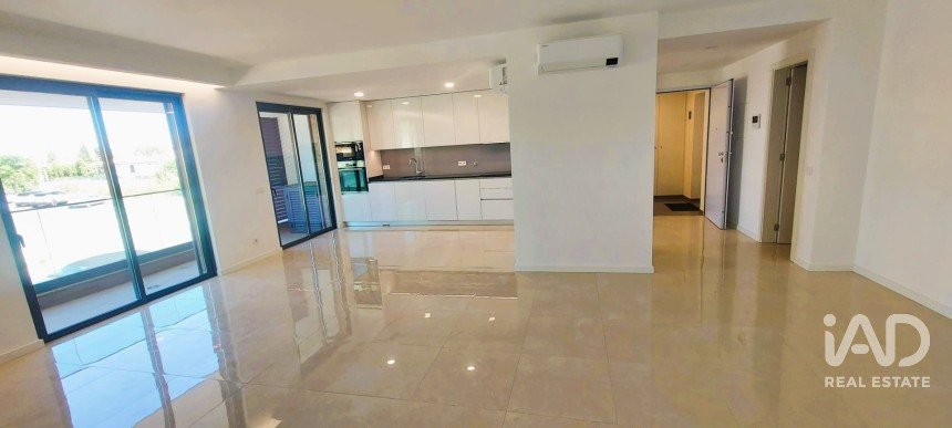 Apartamento T2 em Albufeira e Olhos de Água de 116 m²