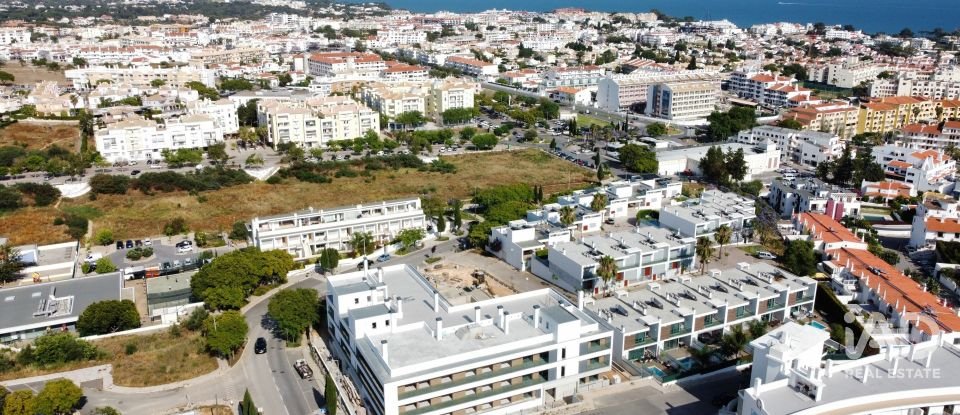 Apartamento T2 em Albufeira e Olhos de Água de 116 m²