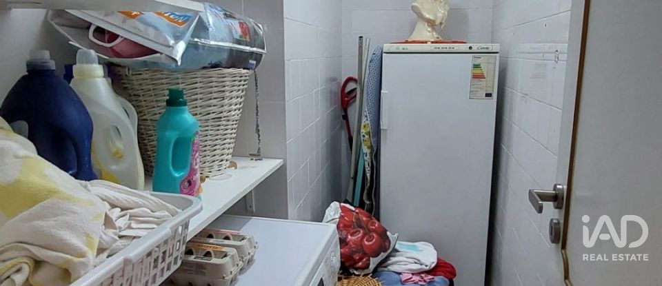 Moradia T4 em Santa Bárbara de Nexe de 275 m²