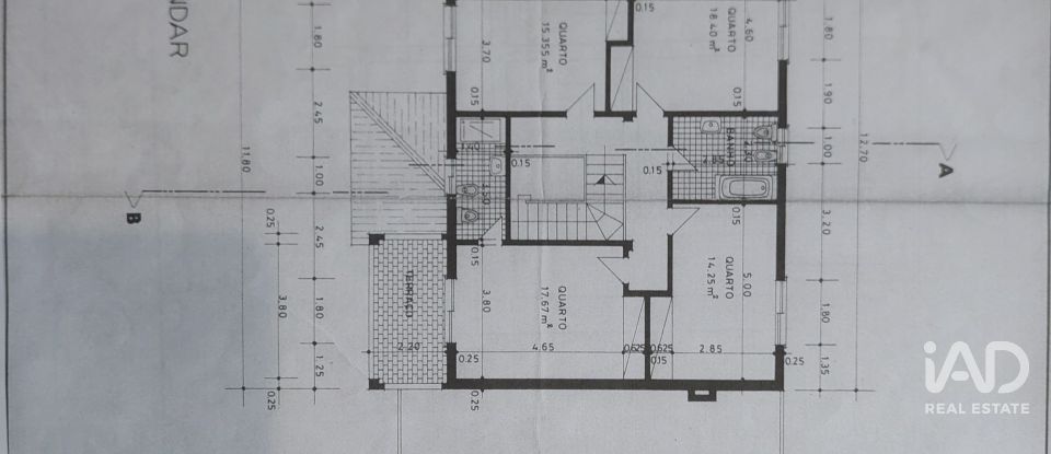 Moradia T4 em Santa Bárbara de Nexe de 275 m²