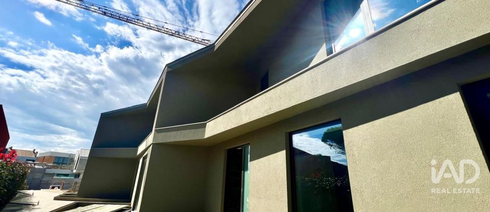 House T3 in Canidelo of 408 m²