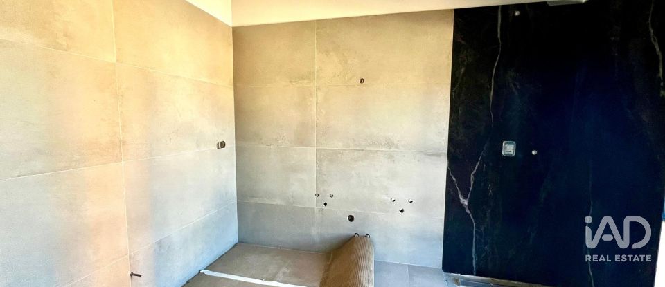 House T3 in Canidelo of 408 m²