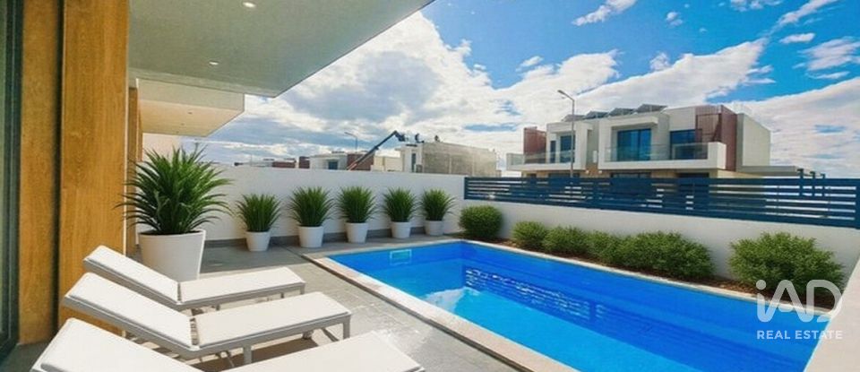 Maison T4 à Ericeira de 250 m²