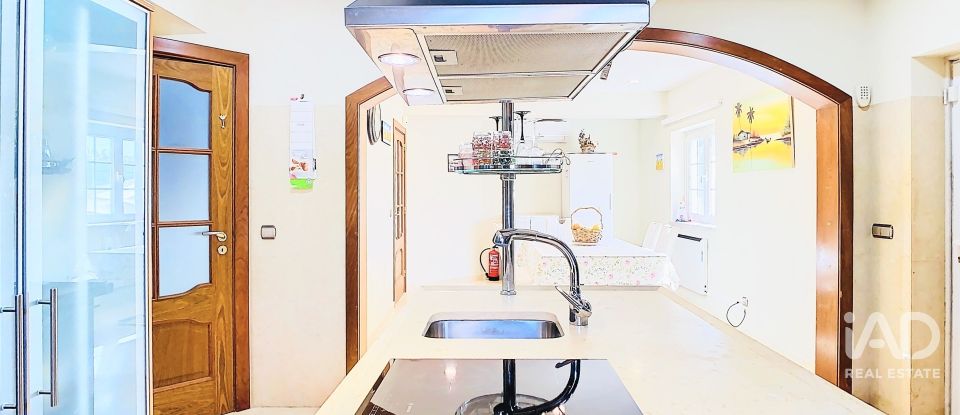 Maison T6 à Alhos Vedros de 228 m²