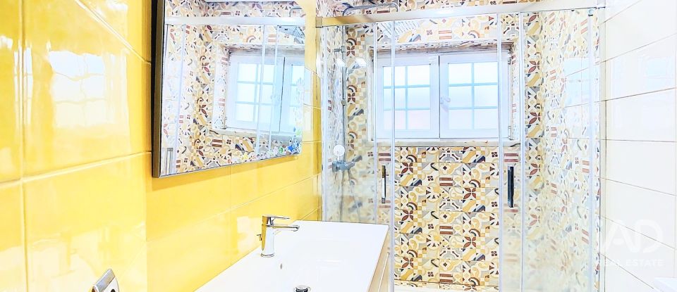 Maison T6 à Alhos Vedros de 228 m²