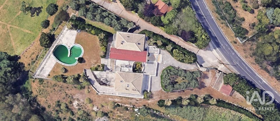 Moradia T6 em Queluz e Belas de 1 163 m²