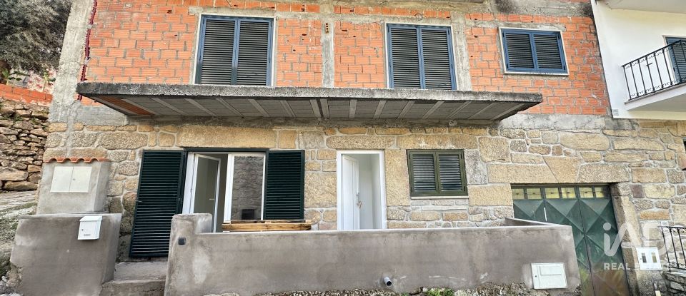 Moradia T5 em Cavadoude de 150 m²