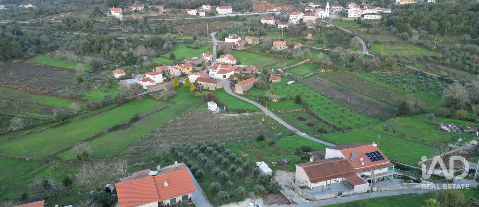 Terreno urbano em São Miguel, Santa Eufémia e Rabaçal de 1 180 m²