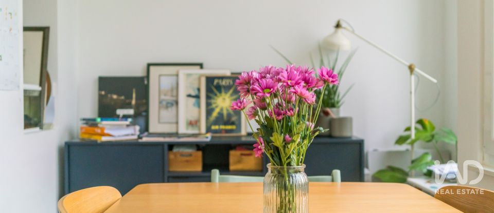 Apartamento T2 em Campo de Ourique de 84 m²