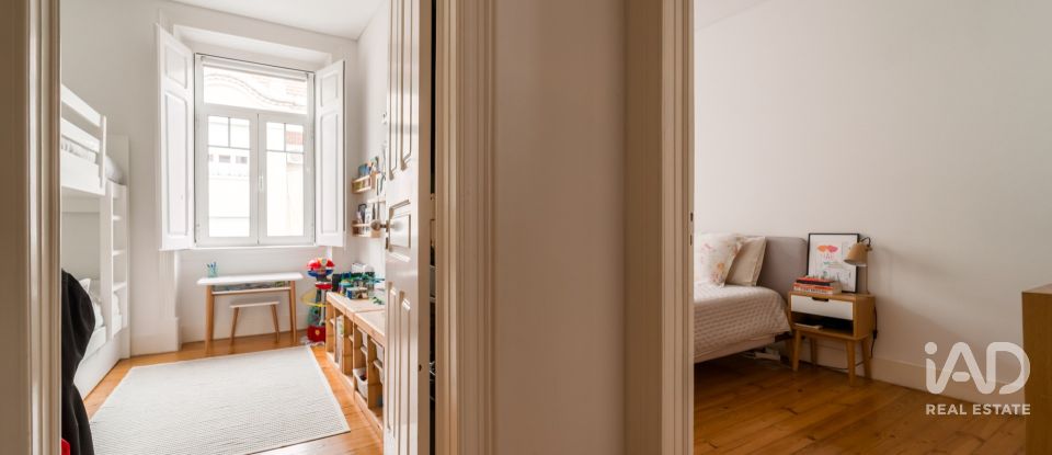 Apartamento T2 em Campo de Ourique de 84 m²