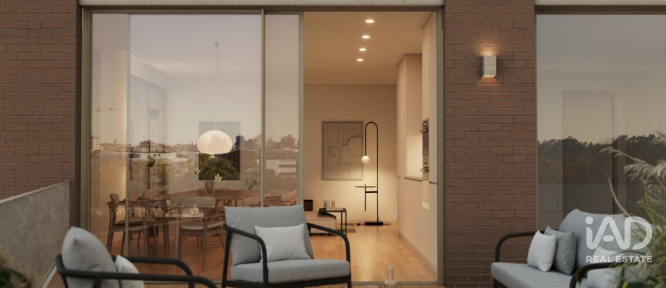 Apartamento T2 em São Félix da Marinha de 95 m²