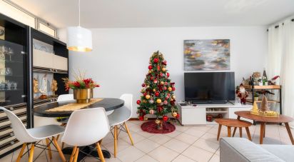 Duplex T3 in Faro (Sé e São Pedro) of 85 m²