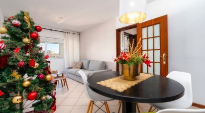 Duplex T3 in Faro (Sé e São Pedro) of 85 m²