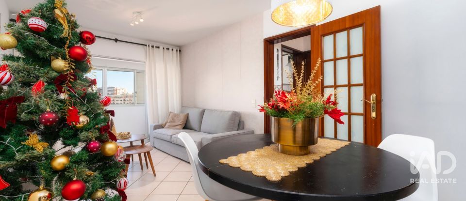 Duplex T3 em Faro (Sé e São Pedro) de 85 m²