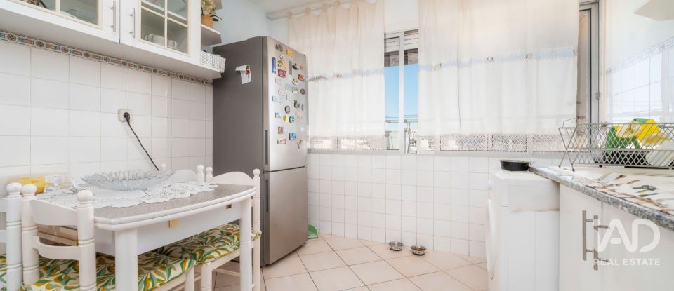 Duplex T3 em Faro (Sé e São Pedro) de 85 m²