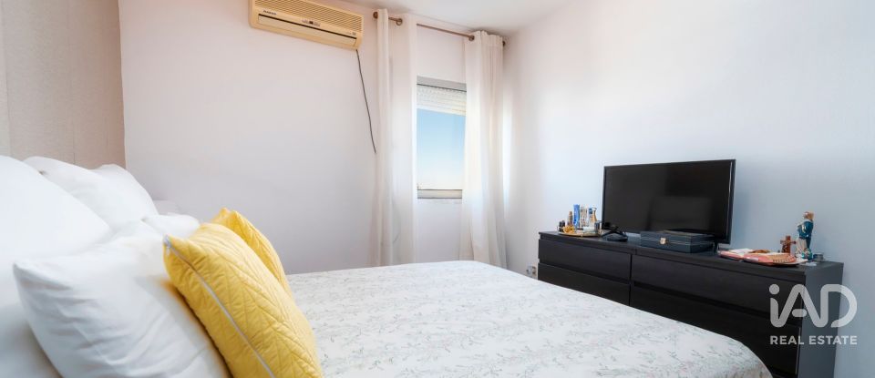 Duplex T3 em Faro (Sé e São Pedro) de 85 m²