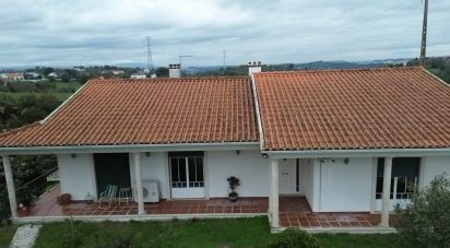 Maison T4 à Póvoa da Isenta de 200 m²