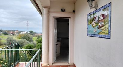 House T4 in Póvoa da Isenta of 200 m²