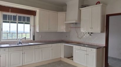Maison T4 à Póvoa da Isenta de 200 m²