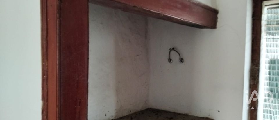 Moradia T4 em Póvoa da Isenta de 200 m²