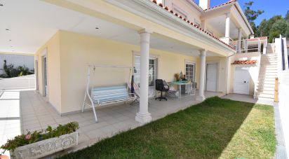 Maison T4 à Eiras E São Paulo De Frades de 360 m²